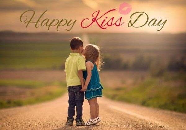 Kiss day Quotes for Girlfriend for 2018
